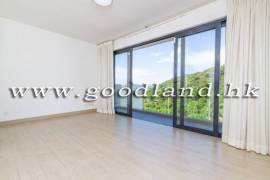 CLEAR WATER BAY Spacious Village House For Sale