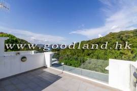 CLEAR WATER BAY Spacious Village House For Sale