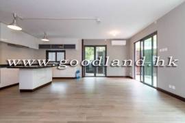 CLEAR WATER BAY Spacious Village House For Sale