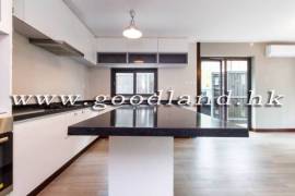 CLEAR WATER BAY Spacious Village House For Sale