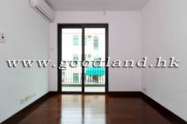 CLEAR WATER BAY Spacious Village House For Sale