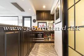 CLEAR WATER BAY Spacious Village House For Sale