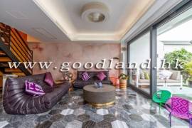 CLEAR WATER BAY Spacious Village House For Sale