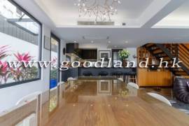CLEAR WATER BAY Spacious Village House For Sale