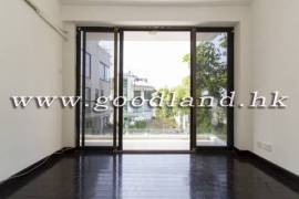 CLEAR WATER BAY House with Big Garden For Sale