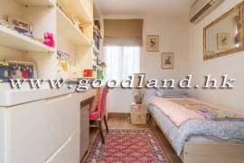 CLEAR WATER BAY Renovated Bright Village House For Sale