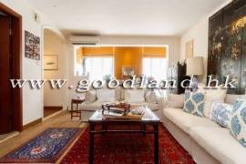 CLEAR WATER BAY Renovated Bright Village House For Sale