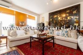 CLEAR WATER BAY Renovated Bright Village House For Sale