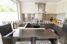 CLEAR WATER BAY Renovated Detached Garden House For Sale