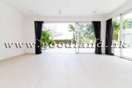 CLEAR WATER BAY Renovated Semi-Detached Sea View Garden House For Sale