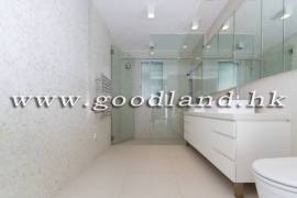 CLEAR WATER BAY Renovated Semi-Detached Sea View Garden House For Sale