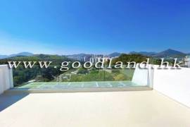 CLEAR WATER BAY Private Rooftop Village House For Sale