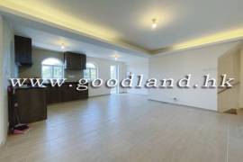 CLEAR WATER BAY Private Rooftop Village House For Sale