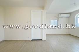 CLEAR WATER BAY Private Rooftop Village House For Sale