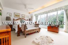 CLEAR WATER BAY Semi-Detached Lawn Garden House For Sale