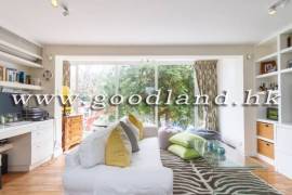 CLEAR WATER BAY Semi-Detached Lawn Garden House For Sale