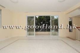 SAI KUNG Sea View Garden Village House For Sale