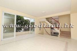 SAI KUNG Sea View Garden Village House For Sale