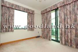 SAI KUNG Detached Garden Village House For Sale