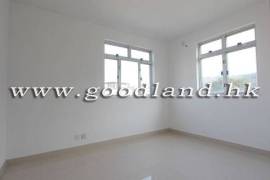 SAI KUNG Renovated Garden Villa For Sale