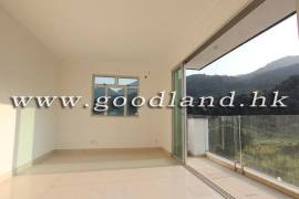 SAI KUNG Renovated Garden Villa For Sale