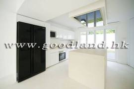 SAI KUNG Detached Western Garden House For Sale