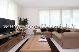 SAI KUNG Upper Duplex Village House For Sale | Private Roof