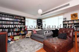 SAI KUNG Renovated Pool Garden Village House For Sale