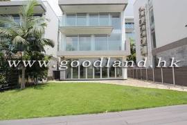 SAI KUNG Renovated Garden Village House For Sale | Open Kitchen