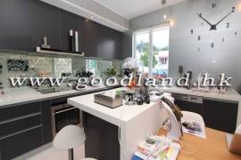 SAI KUNG Renovated Sea View Village House For Sale | Pool Complex
