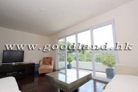 SAI KUNG Semi-Detached Designer Garden House For Sale