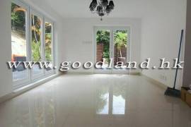 SAI KUNG Recently Renovated Village House For Sale | Tranquil Setting
