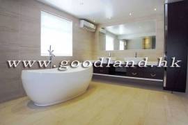 SAI KUNG Recently Renovated Village House For Sale | Tranquil Setting