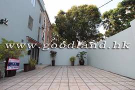 SAI KUNG Mid-Level Semi-Detached Garden House For Sale