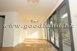 SAI KUNG Mid-Level Semi-Detached Garden House For Sale