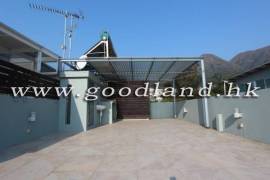 SAI KUNG Mid-Level Semi-Detached Garden House For Sale
