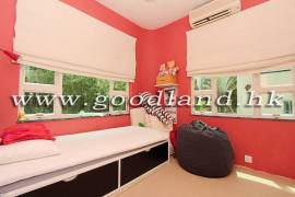 SAI KUNG Renovated Lawn Garden Village House For Sale