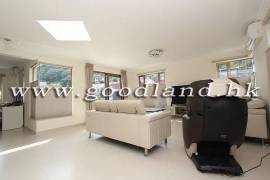 SAI KUNG Sea View Village House For Sale | Convenient Location
