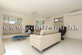 SAI KUNG Sea View Village House For Sale | Convenient Location