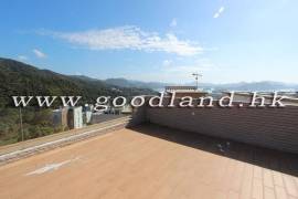 SAI KUNG Mid-Level Garden Sea View Village House For Sale