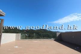 SAI KUNG Mid-Level Garden Sea View Village House For Sale