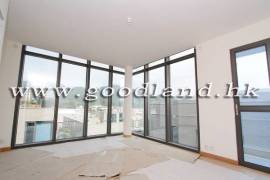 SAI KUNG Newly Renovated Villa For Sale | High Ceiling