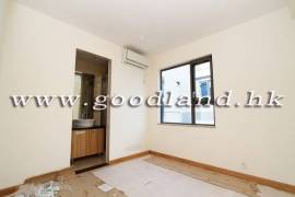 SAI KUNG Newly Renovated Villa For Sale | High Ceiling