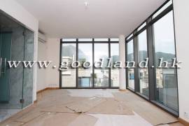 SAI KUNG Newly Renovated Villa For Sale | High Ceiling