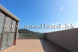 SAI KUNG Mid-Level Greenery Sea View Village House For Sale