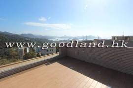 SAI KUNG Mid-Level Greenery Sea View Village House For Sale