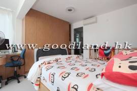 SAI KUNG Lower Duplex Garden Village House For Sale