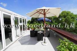 SAI KUNG Renovated Sea View Village House For Sale | Rare Market