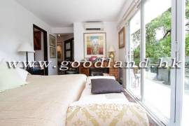 SAI KUNG Renovated Sea View Village House For Sale | Rare Market