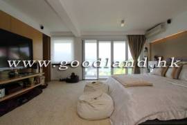 SAI KUNG Renovated Sea View Garden House For Sale
